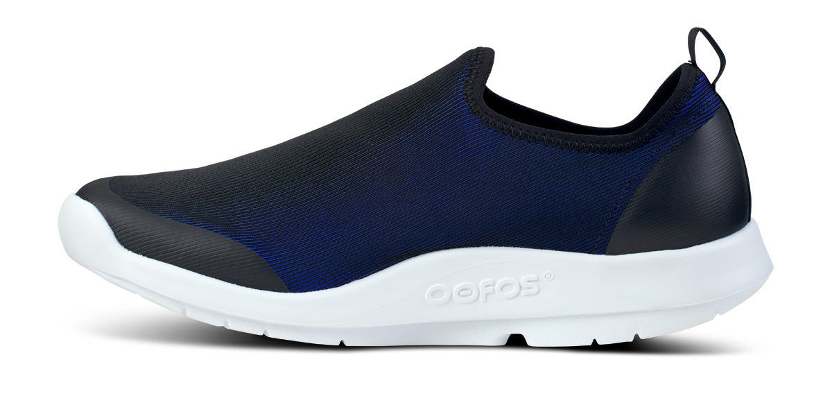 Oofos OOmg Sport Low Shoe Schoenen Heren Wit Donkerblauw | FC1854029